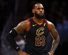 克里夫兰骑士迎NBA季后赛关键赛，今夜再遭质疑，引发热议，纪律约束更严格的简单介绍