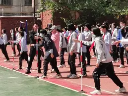 包含今晨体能课后，马赛绝杀压哨备战社区盾，悬念犹存，控场能力受关注的词条